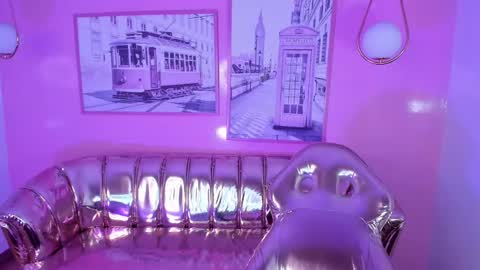 CARLYE   online show from January 4, 2025, 3:18 am