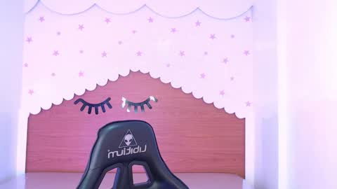 CARLYE   online show from November 5, 2025, 2:55 am