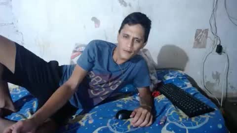 carlos_steven online show from March 30, 2026, 12:00 am