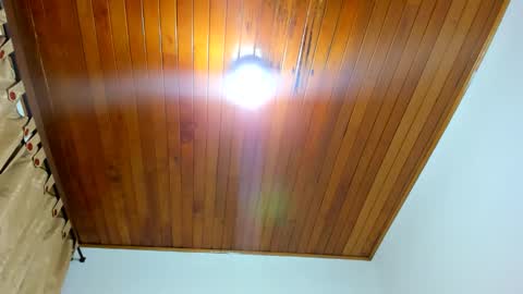 LisaGreyson online show from April 7, 2026, 9:10 am