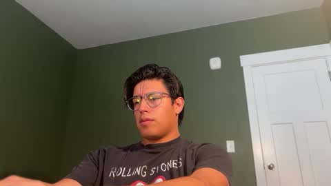 Snapshot of carlosjosecb1 chatting on November 11, 2025, 4:51 pm carlos online show from November 11, 2025, 4:51 pm