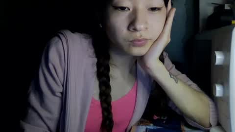 CarlyJoy online show from February 10, 2025, 4:04 pm