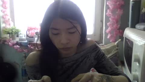 CarlyJoy online show from September 18, 2025, 7:54 am