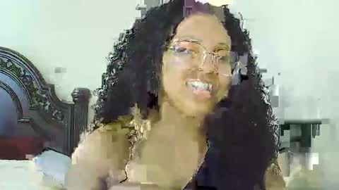 CARAMEL xoxo online show from April 12, 2026, 9:31 pm