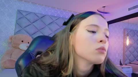 Snapshot of caro_adams1 chatting on November 20, 2025, 12:05 pm caro_adams1 online show from November 20, 2025, 12:05 pm