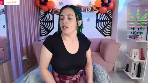 Snapshot of caro_fisher chatting on October 29, 2025, 11:34 am Caro Fisher online show from October 29, 2025, 11:34 am