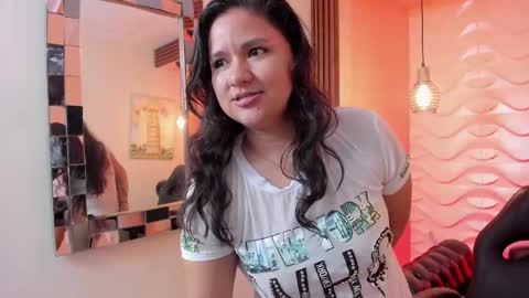 Snapshot of caro_sexyhot chatting on October 3, 2025, 1:57 am carolina online show from October 3, 2025, 1:57 am
