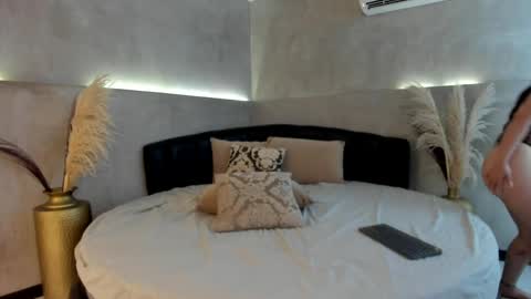 Snapshot of caro_zapata chatting on April 4, 2026, 2:47 pm Carolina online show from April 4, 2026, 2:47 pm