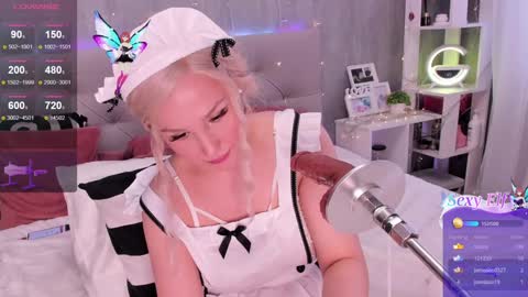 carol_may_ online show from February 3, 2025, 8:57 am