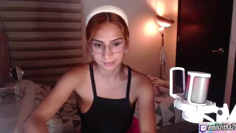 Snapshot of carolayn12 chatting on February 4, 2025, 10:55 pm Carolayn online show from February 4, 2025, 10:55 pm