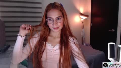 Snapshot of carolayn12 chatting on February 8, 2025, 9:04 pm Carolayn online show from February 8, 2025, 9:04 pm