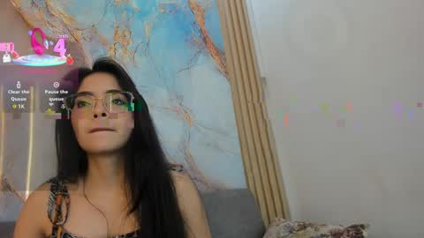 CAROLINA  online show from April 2, 2026, 10:29 pm