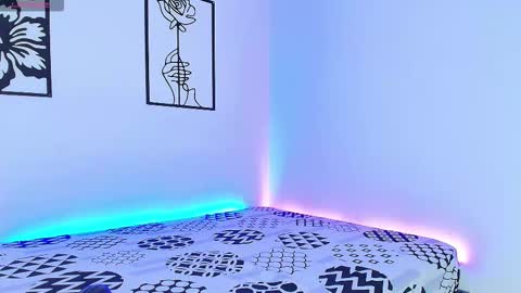 carolina baire online show from November 5, 2025, 7:14 pm