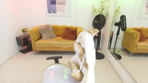 CAROLINA.  online show from April 2, 2026, 12:36 pm