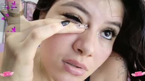 Carolina  online show from April 17, 2026, 6:00 pm