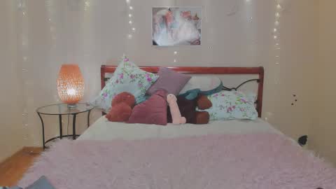 carolina_sky online show from February 19, 2026, 1:34 am