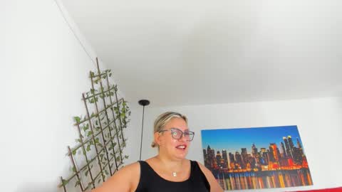 Carolina online show from October 19, 2025, 3:01 pm