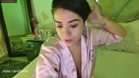 Snapshot of carolinafox_ chatting on April 26, 2026, 3:26 am caroline online show from April 26, 2026, 3:26 am