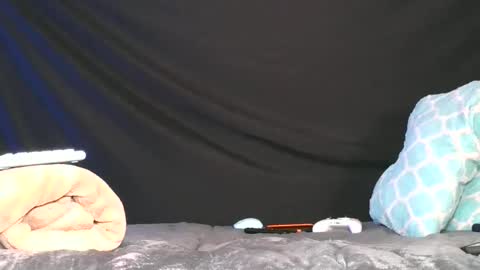 carolinayungin96 online show from March 15, 2026, 1:44 am