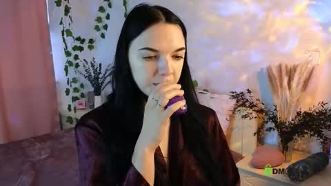 Mary and Carol online show from September 18, 2025, 2:19 pm