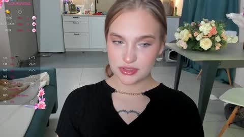 Caro online show from December 3, 2024, 11:24 pm