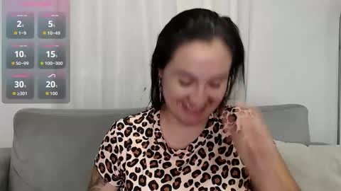 Caroline  online show from November 6, 2025, 6:42 pm