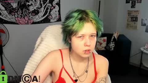 CarolineRichter online show from March 16, 2026, 3:34 am