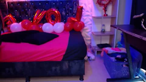 Caroline Scoth online show from February 18, 2025, 6:37 pm