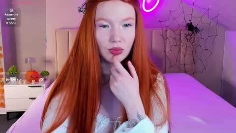 Anna online show from November 5, 2025, 9:53 am