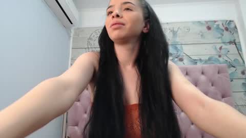 CarollaOxy online show from January 28, 2025, 5:11 am