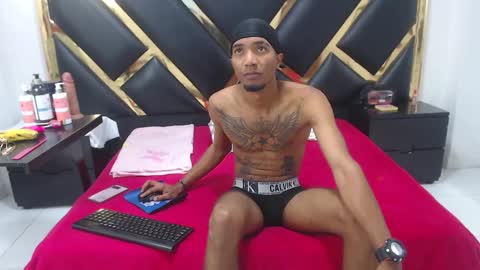 Snapshot of caroyandy3 chatting on November 29, 2025, 12:08 pm caro y andy online show from November 29, 2025, 12:08 pm