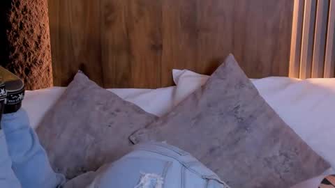 Snapshot of casandra_busting chatting on January 29, 2025, 7:43 pm Casandra online show from January 29, 2025, 7:43 pm