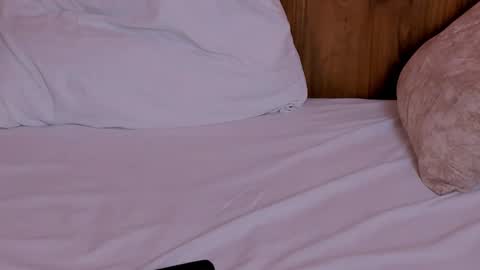 Snapshot of casandra_busting chatting on February 22, 2025, 10:31 pm Casandra online show from February 22, 2025, 10:31 pm