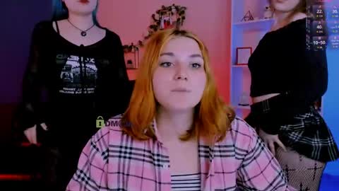 casey_meow_ online show from April 12, 2026, 9:03 am