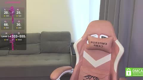 My name is Casey... Nice to meet you  I will be happy to have funthumbs up please its important online show from March 1, 2025, 6:57 am