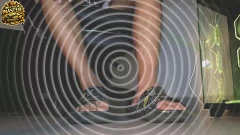 cash_master777 online show from April 18, 2026, 3:05 pm