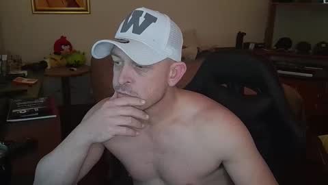 Cash Alpha Male online show from September 11, 2025, 9:31 am