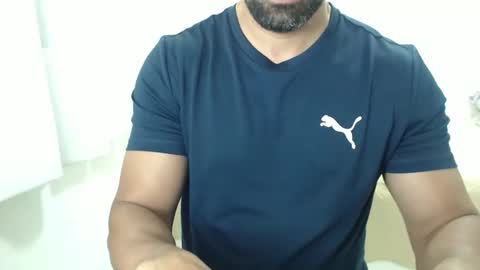 cashmastermuscle77 online show from February 5, 2026, 10:31 am