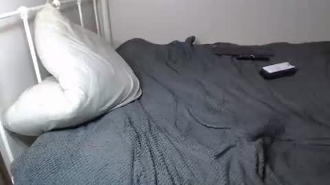 Snapshot of casinocam chatting on April 22, 2026, 4:30 pm CasinoCam online show from April 22, 2026, 4:30 pm