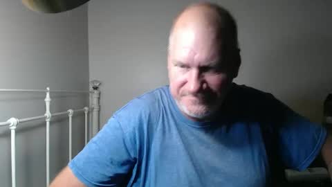 Snapshot of casinocam chatting on April 26, 2026, 8:06 pm CasinoCam online show from April 26, 2026, 8:06 pm