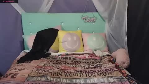 Snapshot of casserole_bbw chatting on October 21, 2025, 12:50 pm Casserole bbw online show from October 21, 2025, 12:50 pm