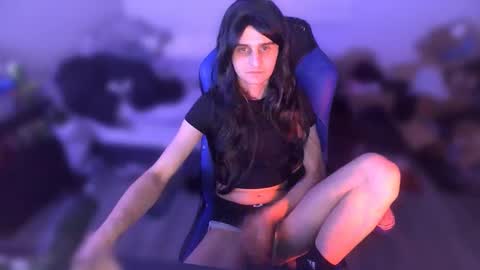 Snapshot of casseyy_femboi chatting on May 22, 2026, 11:38 am casseyy online show from May 22, 2026, 11:38 am