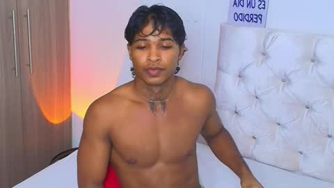 CASSIAN GOLD online show from June 8, 2026, 2:01 am
