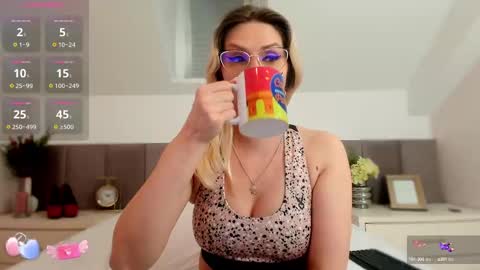 Snapshot of cassidyanne chatting on March 5, 2025, 6:44 am cassidyanne online show from March 5, 2025, 6:44 am
