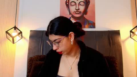 cassie_bloom online show from December 1, 2025, 8:14 pm