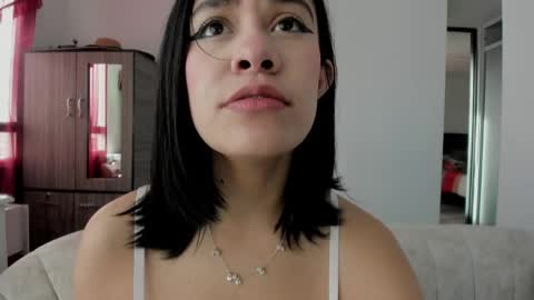 Cassie Jones online show from April 19, 2026, 9:06 pm