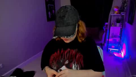 Snapshot of cassie_xkiss chatting on October 5, 2025, 8:29 pm Cassie online show from October 5, 2025, 8:29 pm