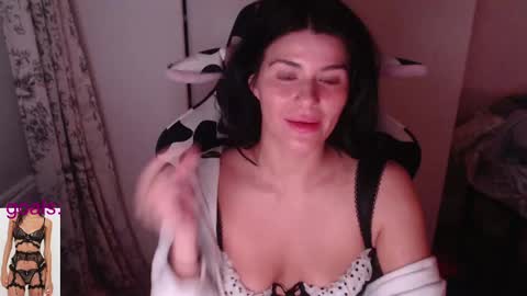 Snapshot of cassiealvarez chatting on September 24, 2025, 4:05 am cassiealvarez online show from September 24, 2025, 4:05 am