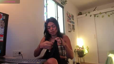 Snapshot of cassiecol chatting on December 14, 2024, 10:07 pm cASSie online show from December 14, 2024, 10:07 pm