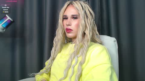 Snapshot of cassiemich chatting on January 14, 2025, 4:50 pm Cassie online show from January 14, 2025, 4:50 pm